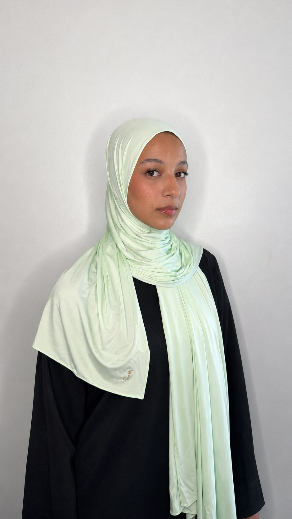 Hijab Signature-Liquid Jersey Prenium